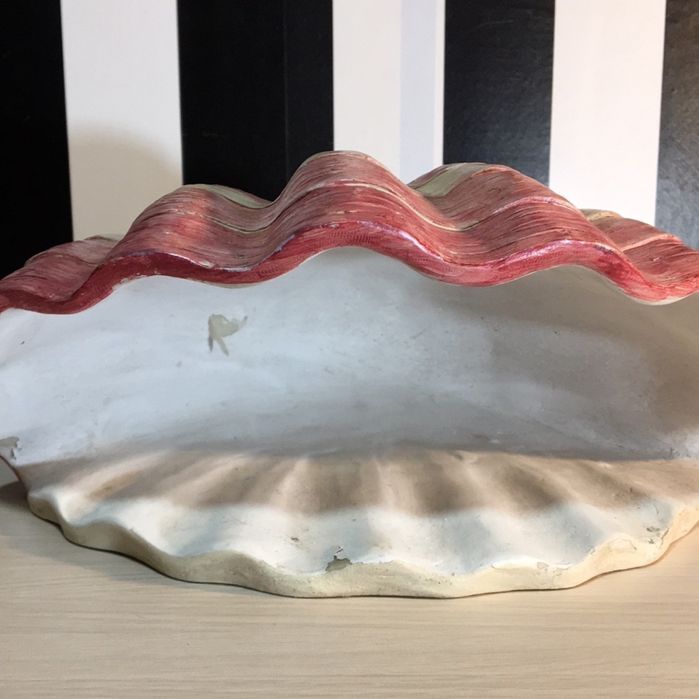 Vintage Large Plaster Shell Planter For Wall Coastal Nautical Beachy Home Decor - Picture 6 of 17